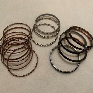 MULTI-COLORED BRACELETTE SET